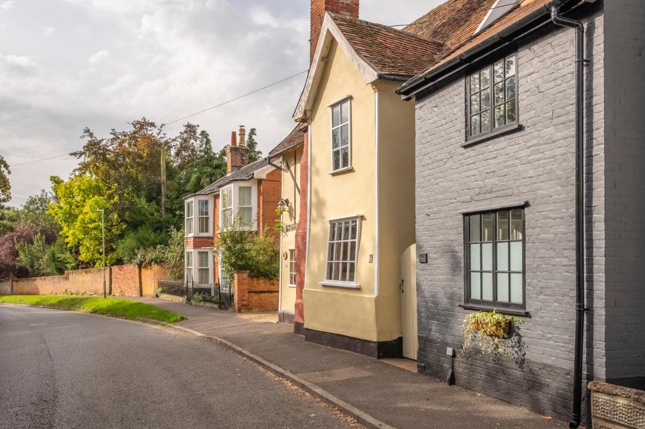 Romantic In Suffolk - Number Four * Framlingham